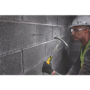 DeWalt Mig-Welded High Velocity Claw Hammer 14oz (0.4kg) 6 DeWalt Mig-Welded High Velocity Claw Hammer 14oz (0.4kg) - Image 6