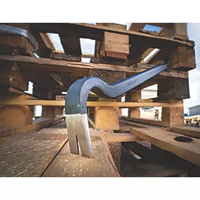 Roughneck Gorilla Wrecking Bar 36" 3 Roughneck Gorilla Wrecking Bar 36" - Image 3