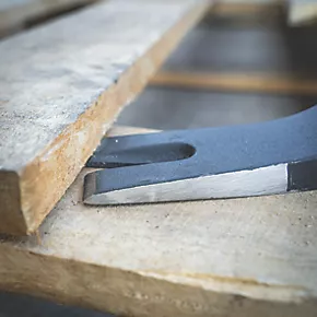 Roughneck Gorilla Wrecking Bar 36" 5 Roughneck Gorilla Wrecking Bar 36" - Image 5