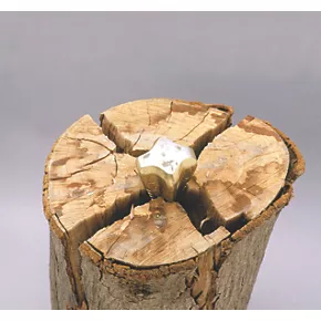 Roughneck Wood Grenade 4-Way Log Splitter 1.6kg 2 Roughneck Wood Grenade 4-Way Log Splitter 1.6kg - Image 2